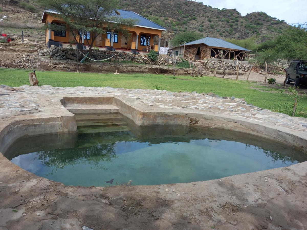Lake Natron Maasai Guesthouse Mtowabaga Экстерьер фото