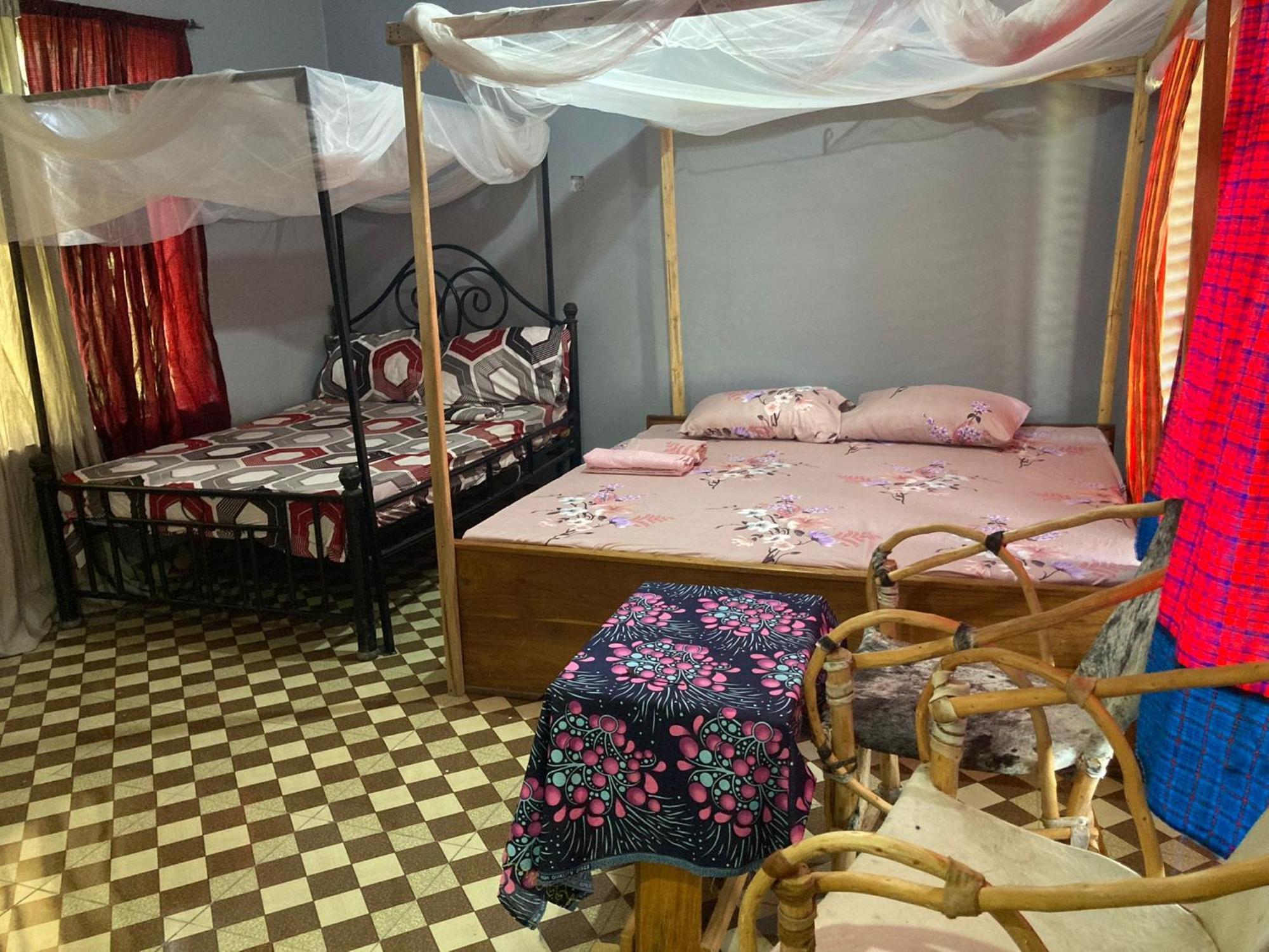 Lake Natron Maasai Guesthouse Mtowabaga Экстерьер фото